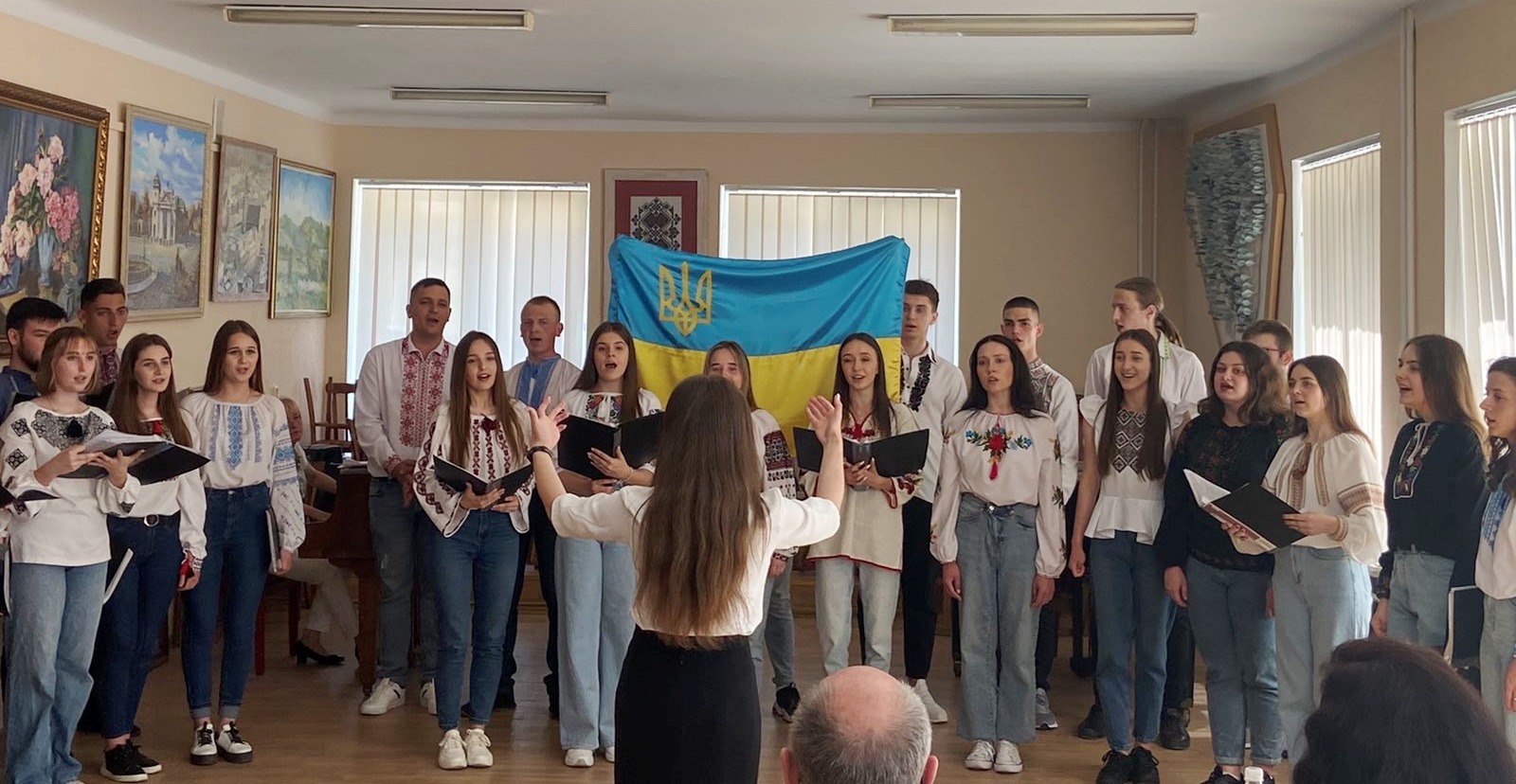 Моя Україна - квітуча земля.